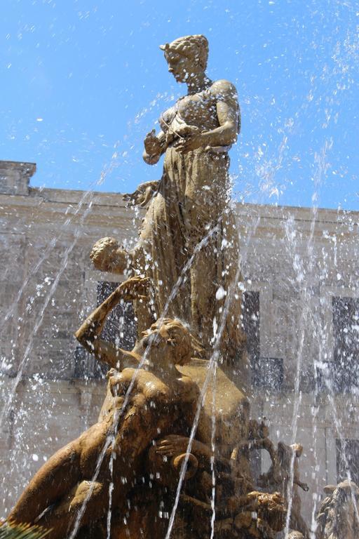 Capobianco Suit سيراكوزا المظهر الخارجي الصورة